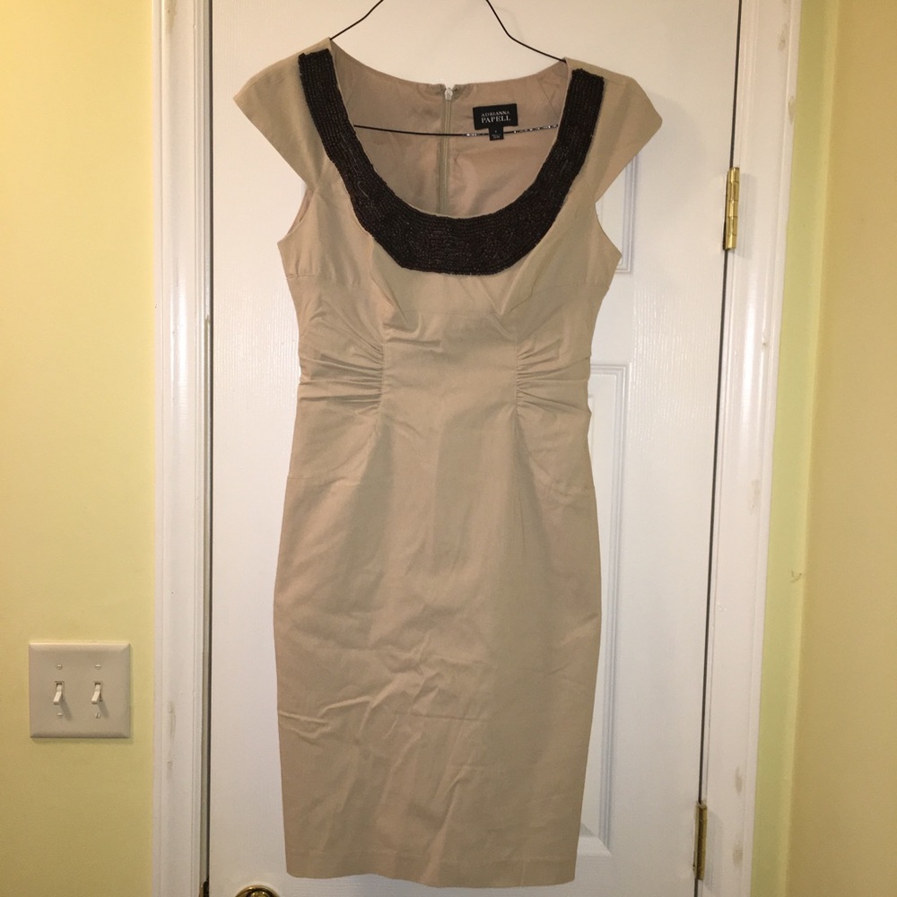 EUC Adrianna Papell tan dress sz. 6